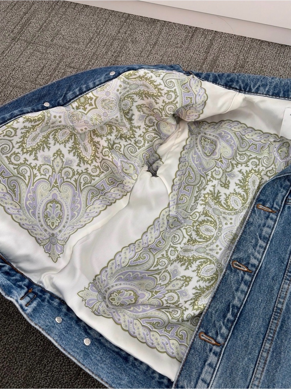 Sandro Light Blue Denim Jacket with paisley lining - Picture 2 of 4